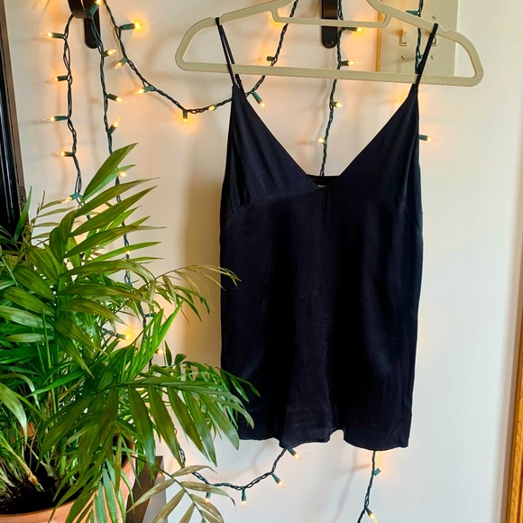 H&M Tops - Satin tank with adjustable straps